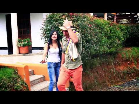 MI MUJER ES DE HOYO RICO -  EL BOBO DEL CARMEN