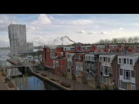 Brand in afzuiginstallatie van eetzaak aan Deventerpad in Almere