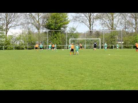 Oudehaske scoort.MOV