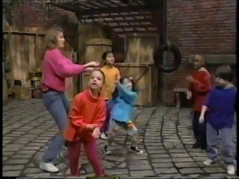 Video thumbnail for Silly Squirrel Dance