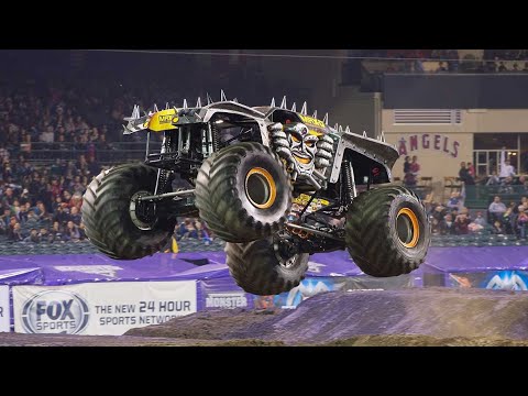 Monster JAM MAX-D 20th Anniversary Tribute