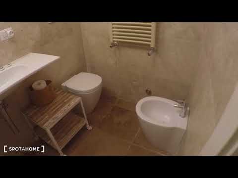 Chic studio apartment for rent in Centro Storico - Spotahome (ref 153692)
