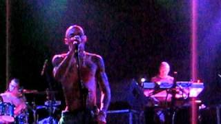 Tricky - Puppy Toy live @ Arena MIXED RACE Tour 09.11.2010 Wien