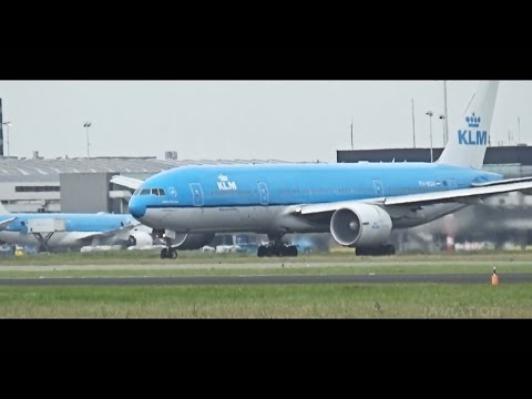 KLM Boeing 777-206(ER) Take off