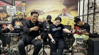 Download lagu Takkan Terganti - Kangen Band ( Shaa & Aidil Cover) mp3