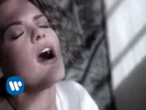 Irene Grandi - Un motivo maledetto (Official Video)