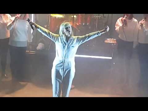 Dagny - Fool's gold - Live at Rockefeller