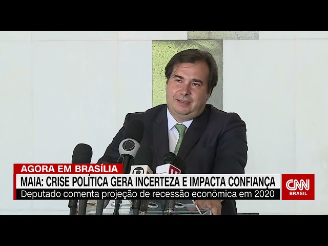 Maia descarta impeachment ou CPI contra Bolsonaro no momento