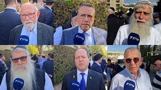 נפרדים מהרב אורי לופוליאנסקי ז"ל (חדשות ערוץ 7) - התמונה מוצגת ישירות מתוך אתר האינטרנט יוטיוב. זכויות היוצרים בתמונה שייכות ליוצרה. קישור קרדיט למקור התוכן נמצא בתוך דף הסרטון