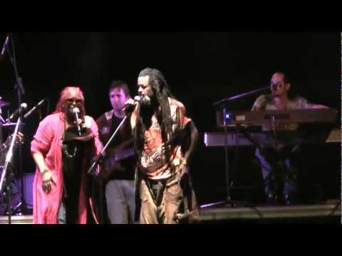 Celso Moretti, Sandra de Sá e Barraco de Aluguel - Olhos Coloridos