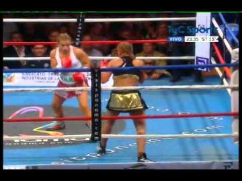 Yesica BOPP vs Carolina ALVAREZ - WBA - WBO - Full Fight