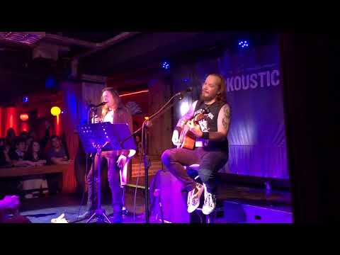 BLACKOUSTIC EN CHILE - I WILL BUILD YOU A ROME / CAIN’S OFFERING.
