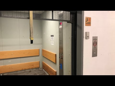 MEI Hydraulic Modded Freight Elevator (Car 16) at Springfield Town Center Mall, Springfield, VA