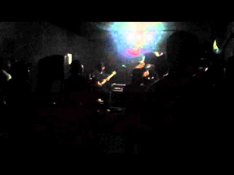 Senjakala - Paranoia (Karacoma cover) live @ pink noize Singapore