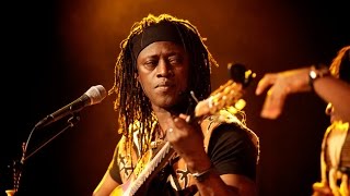 Habib Koité - Batoumambé (with english translation) - "Not all love ends in marriage"