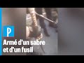 Blanc Mesnil : armé d’un sabre et d’un fusil, il est interpellé en train de foncer sur des fê