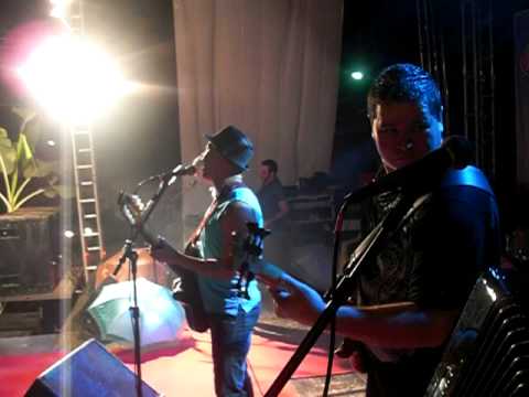 Chama Chuva - Xodó (Ao Vivo em Nova União-MG)