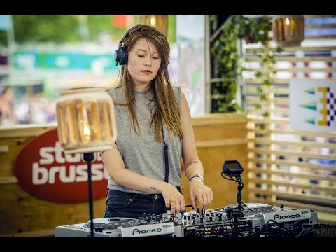Charlotte de Witte - live bij Studio Brussel op Rock Werchter