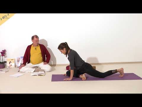 Wacher Schwan Yoga-Pose - Yoga Asana Lexikon