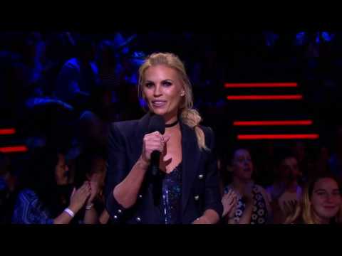 Andrew McKinnon Vs Alfie Arcuri - Drag Me Down | The Battle | The Voice 2016