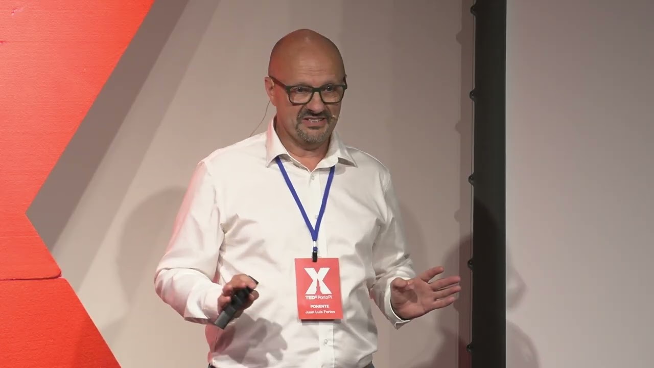 ¿Puede una persona cambiar el mundo? | Juan Luis Fortes | TEDxPortoPí