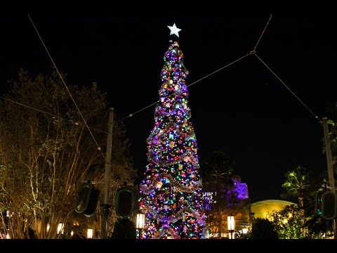 Disney's California Adventure - Buena Vista Street Christmas Area Loop