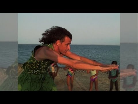 El Mar - Miki Gonzales
