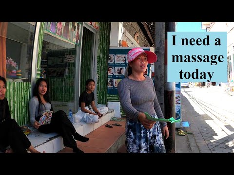 Kuta, Bali, Massage Search on Poppies Lane 1 (4K)