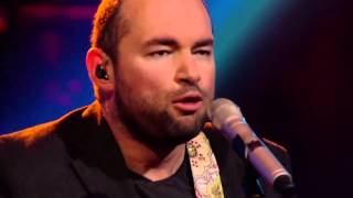 Santiago Cruz (invitado) - canta Baja la guardia- La Voz Colombia - Shows en vivo - Temporada 1