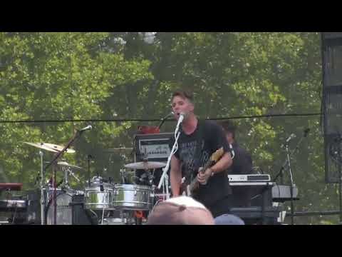 Wild Cub- "Jonti" (720p) Live in Cincinnati on July 11, 2014