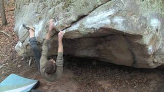 preview picture of video 'Bozoo WV Bouldering'