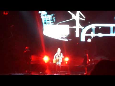 Jess Meuse, Sam Woolf, Majesty Rose  Pumped Up Kicks