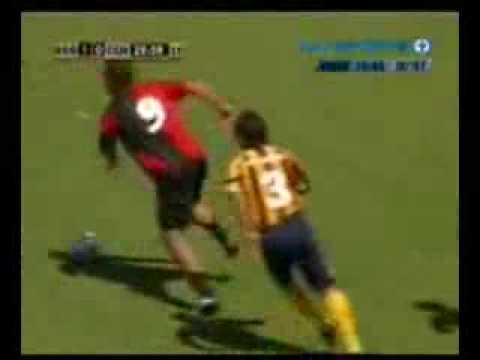 Newell's Old Boys SUPER CAÑO DEL OGRO FABBIANI a Braghieri