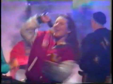 Beats International - Feat Lindy Layton - Dub Be Good To Me -1990 - TOTP