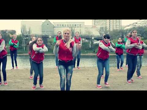 Sis n Bro Crazy Teens and Dance Busters Group    Beginners Sister Dee 1