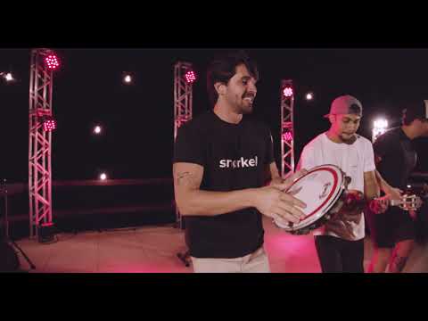 Tô viciado - Sambar & Love (Clipe Oficial)