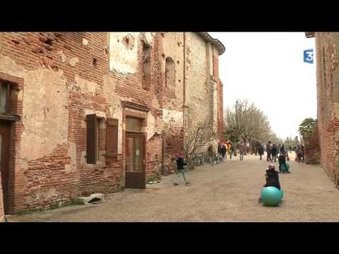 A Bioule (82), le château médiéval est aussi l'école communale