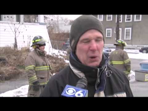 Car drives into Schenectady house