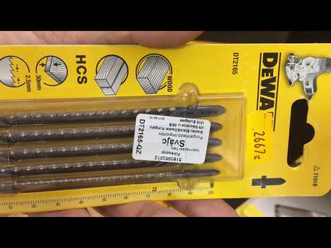 Пилка для лобзика DeWalt T 101 B по дереву, 30 мм, 5 шт (DT2165) Пилка для лобзика DeWalt T 101 B по дереву, 30 мм, 5 шт (DT2165)