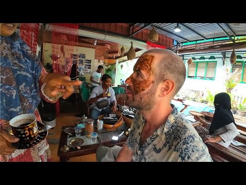 I Tried Indonesia's Poop Coffee (World's Most Expensive) 🇮🇩