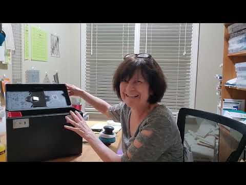 Using an Oil and Wax Product to Revive and Refresh a Vintage Sewing Machine Case