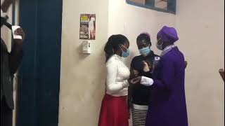 Download lagu NASHUKA CHINI UINULIWE WAJIR mp3