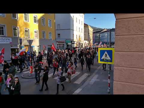 INNSBRUCK 20.02.2021 - Verbotene Demonstration gegen Coronamaßnahmen am Todestag von Andreas Hofer