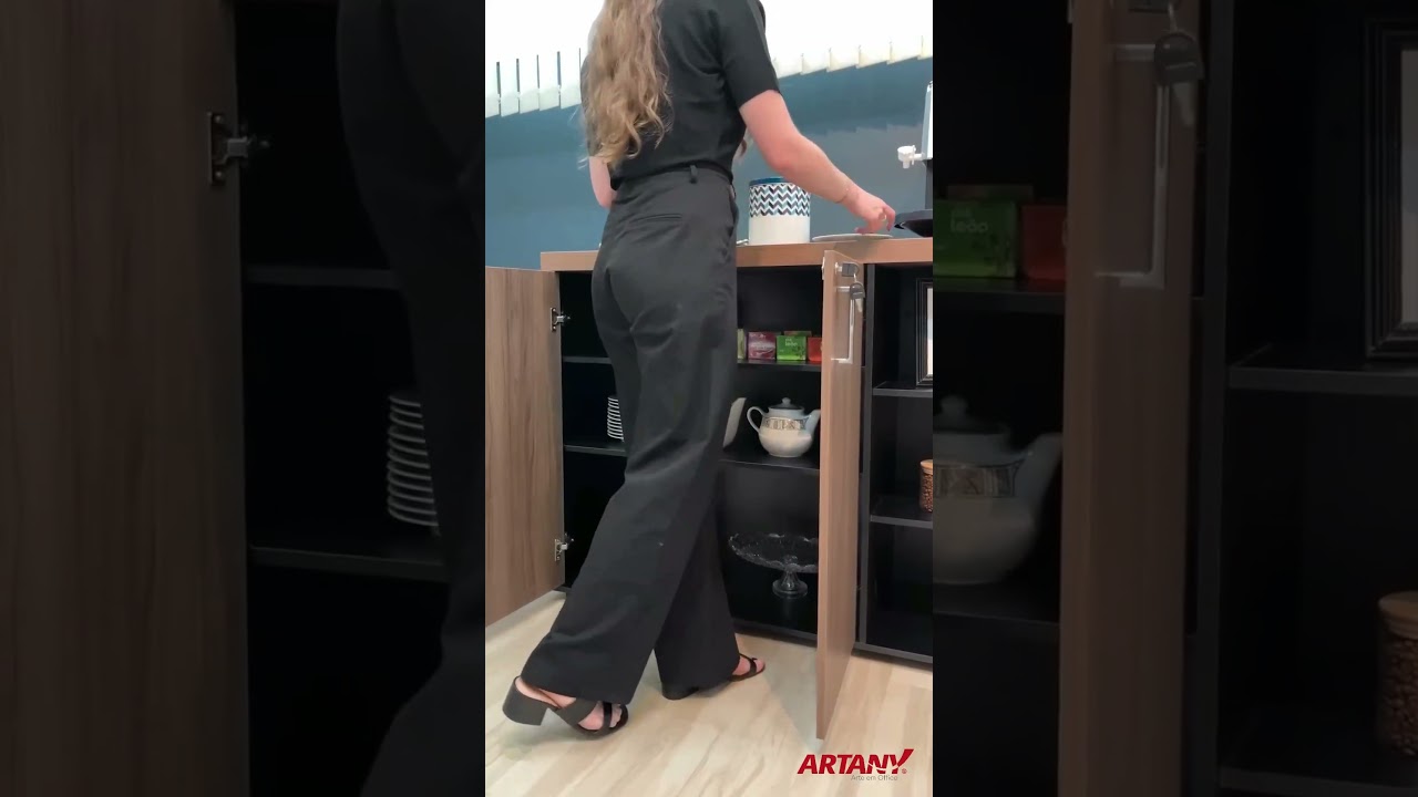 Thumbnail do vídeo - Cantinho do Café Tamburato - Carvalho/Branco