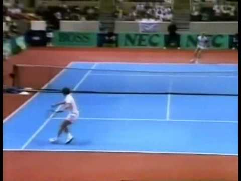 Video: Fantastic point between John McEnroe and Boris Becker