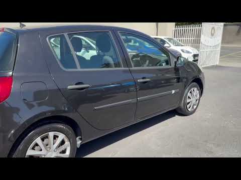 2012 Renault Clio, Black,1.2ltr,5Door,Hatchback - Image 2