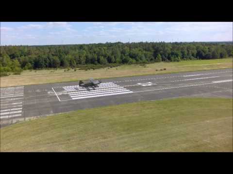 Weltgrößter Doppeldecker in Falkenberg-Lönnewitz. Die AN2 - D-FUKM