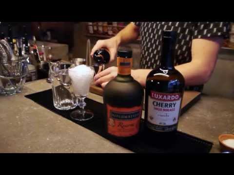 "EN HALV HUND" vol. 8 - Cuban Crisis