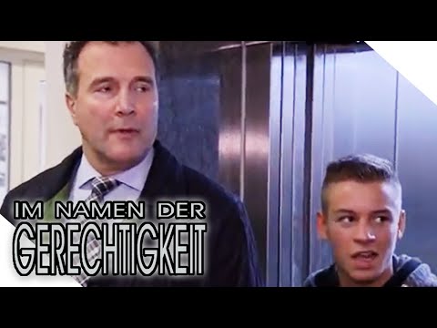 Richter Hold im Visier der Staatsanwaltschaft | 1/2 | Im Namen der Gerechtigkeit | SAT.1