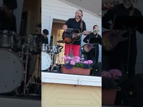 Joel Hallikainen - anna vierellesi tulla